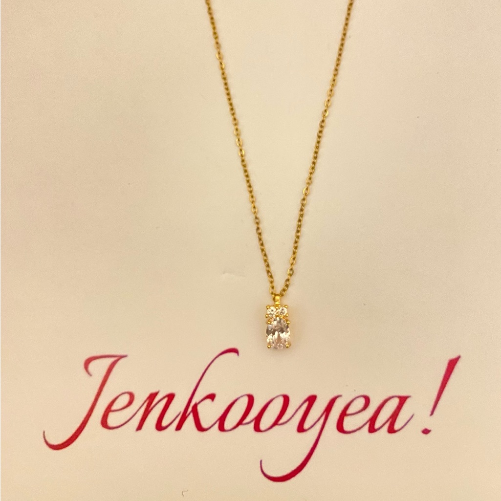 Dainty Gold Necklace With Pendant